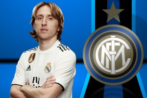 مودريتش يبلغ ريال مدريد رغبته بالرحيل