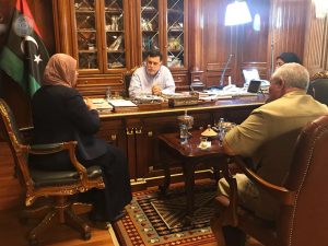 السراج  يبحث مع وزراءه الوضع الامني واغاثة النازحين