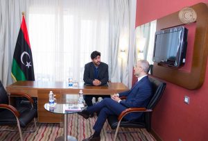 فوزي عقاب يتلقى بدبلوماسيين إيطاليين وفرنسيين