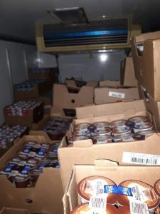 جهاز الحرس البلدي الزاوية يضبط شحنة زبادي مسرطنه