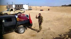 الرائد محمود الورفلي في مهمة خاصة بالجنوب