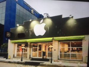 سطو مسلح على متجر آبل في منطقة ابونواس بطرابلس