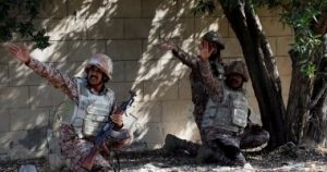 باكستان تبدأ حملة أمنية ضد جماعات متشددة وتعتقل 44 إرهابى