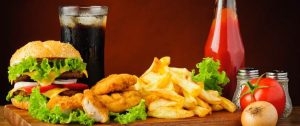 الوجبات السريعة تحتوى على سعرات حرارية أعلى من الماضى