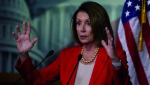 نانسي بيلوسي : ربما فعل ترامب ما يبرّر إقالته