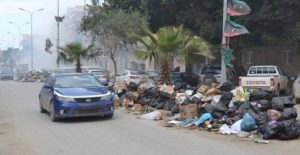 العميد دكتور أسامة عويدان يطالب بحل سريع لمشكلة تكدس القمامة في طرابلس