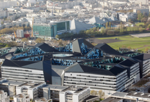 ( رسميا ) فرنسا تعترف بوجود عناصر امن فرنسية بجانب قوات حفتر في غريان