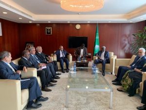 المشري يلتقي رئيس مفوضية الاتحادالافريي في العاصمة الاثيوبية