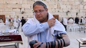 وزير الأمن القومي الإسرائيلي يقتحم المسجد الأقصى بعد ساعات من توليه منصبه ￼