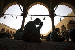 أطول مدة صيام في العالم 20 ساعة وتونس وليبيا  أكثر دول في عدد ساعات الصيام في العالم العربي