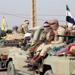 مفاوضات حول تسليح مقاتلي أزواد الماليين في الجزائر وبنغازي