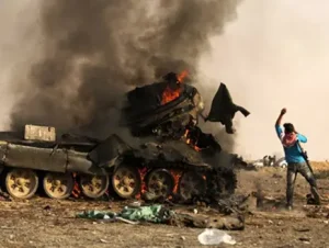 جمال دياب يكتب … الشارع الليبي المشتعل و ملف تعويضات الناتو