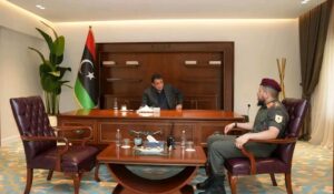 المنفي يدعو إلى ضبط استخدام القوة وحماية المدنيين بموجب القانون..