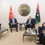 رئيس مجلس النواب يبحث مع وزير الخارجية التركي تعزيز العلاقات الثنائية بين البلدين..